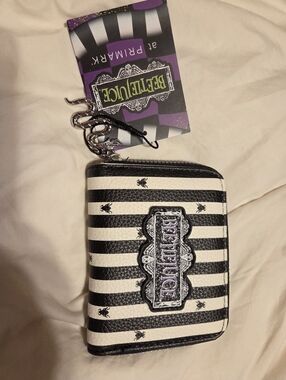 Beetlejuic3 Striped Black & White Zip Wallet